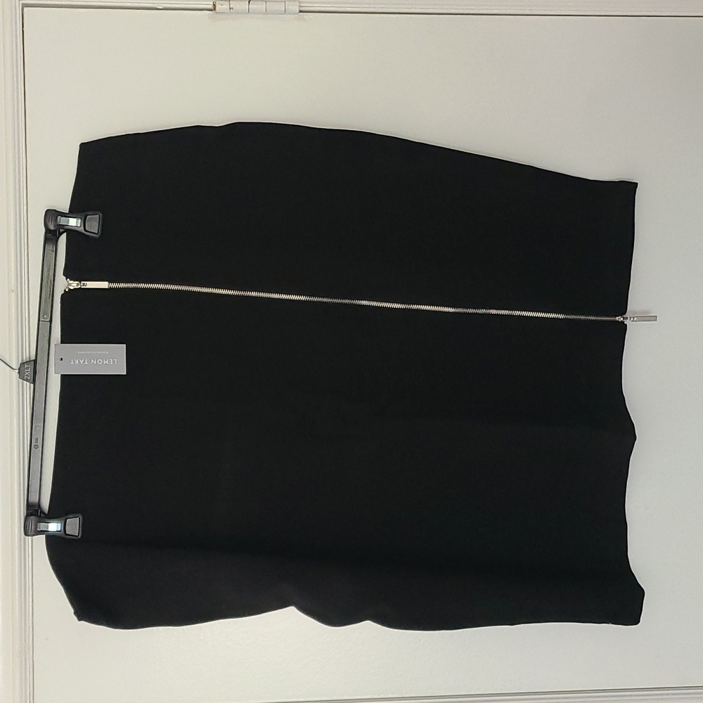 Zippered Pencil Skirt